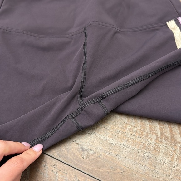 Revolve Movement Freestyle Rise Legging in Dark Purple
FREE PEOPLE - Picture 8 of 15